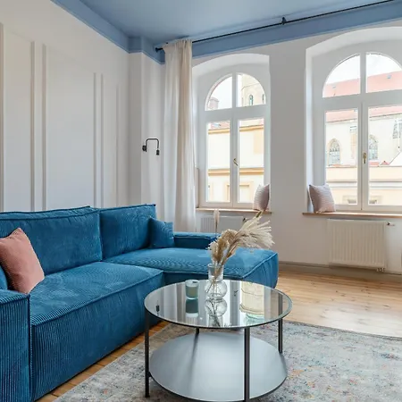 Kolorowe Sufity Przy Rynku - Great For Work - By Spaceapart Apartment Jelenia Gora