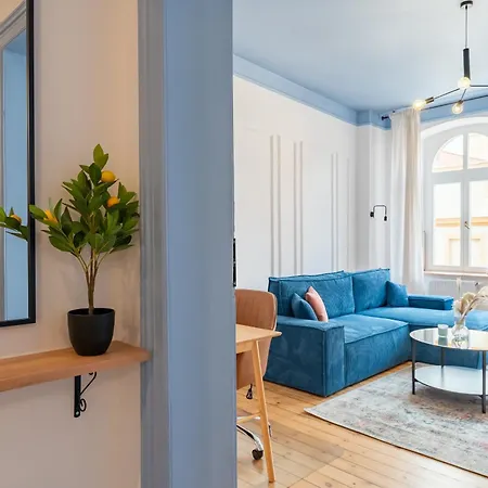 Kolorowe Sufity Przy Rynku - Great For Work - By Spaceapart Apartment